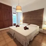 Willa 21 Tías