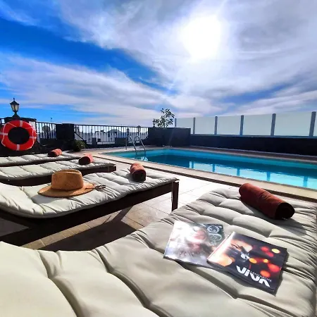 21 * Puerto del Carmen (Lanzarote)